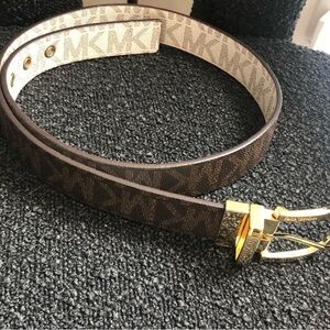 Women's Michael Kors MK Brown Logo Belt
Gold Hardware